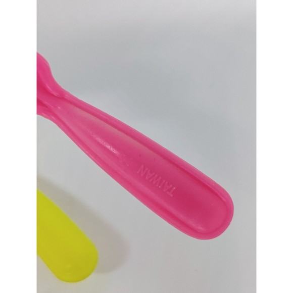 Vintage Barbie 1981 Magic Curl Brush Lot 3 Hair Brushes 1 Comb 1980s Doll Mattel - Picture 5 of 8